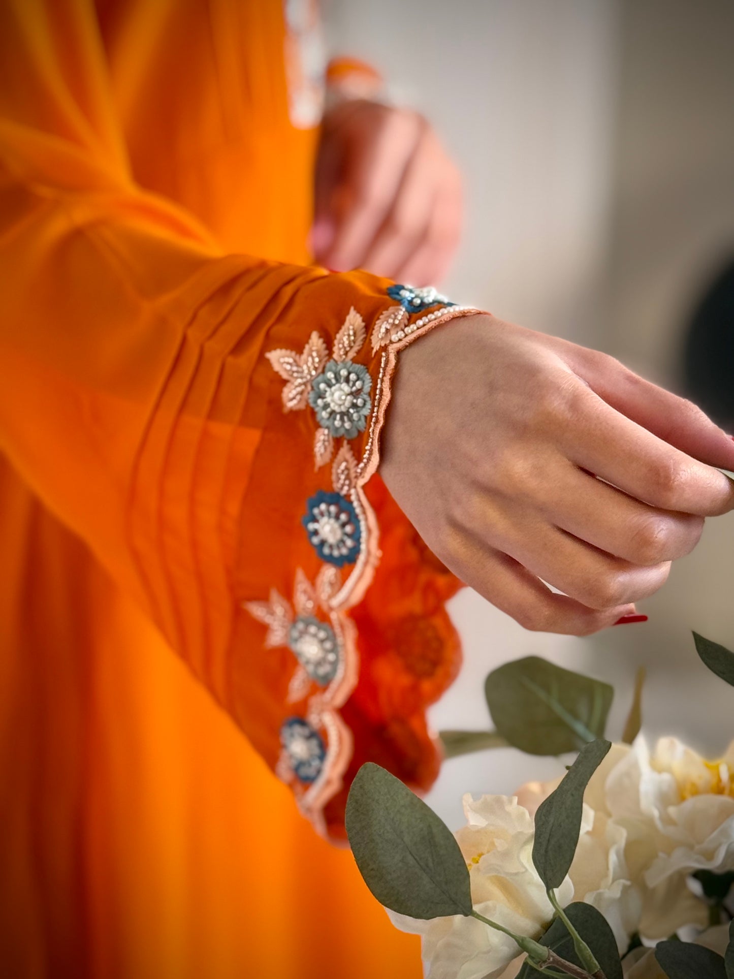 شيفون مع تطريز