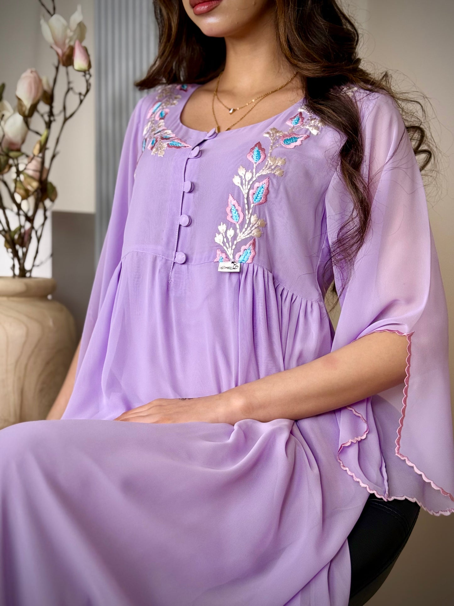 شيفون مع تطريز