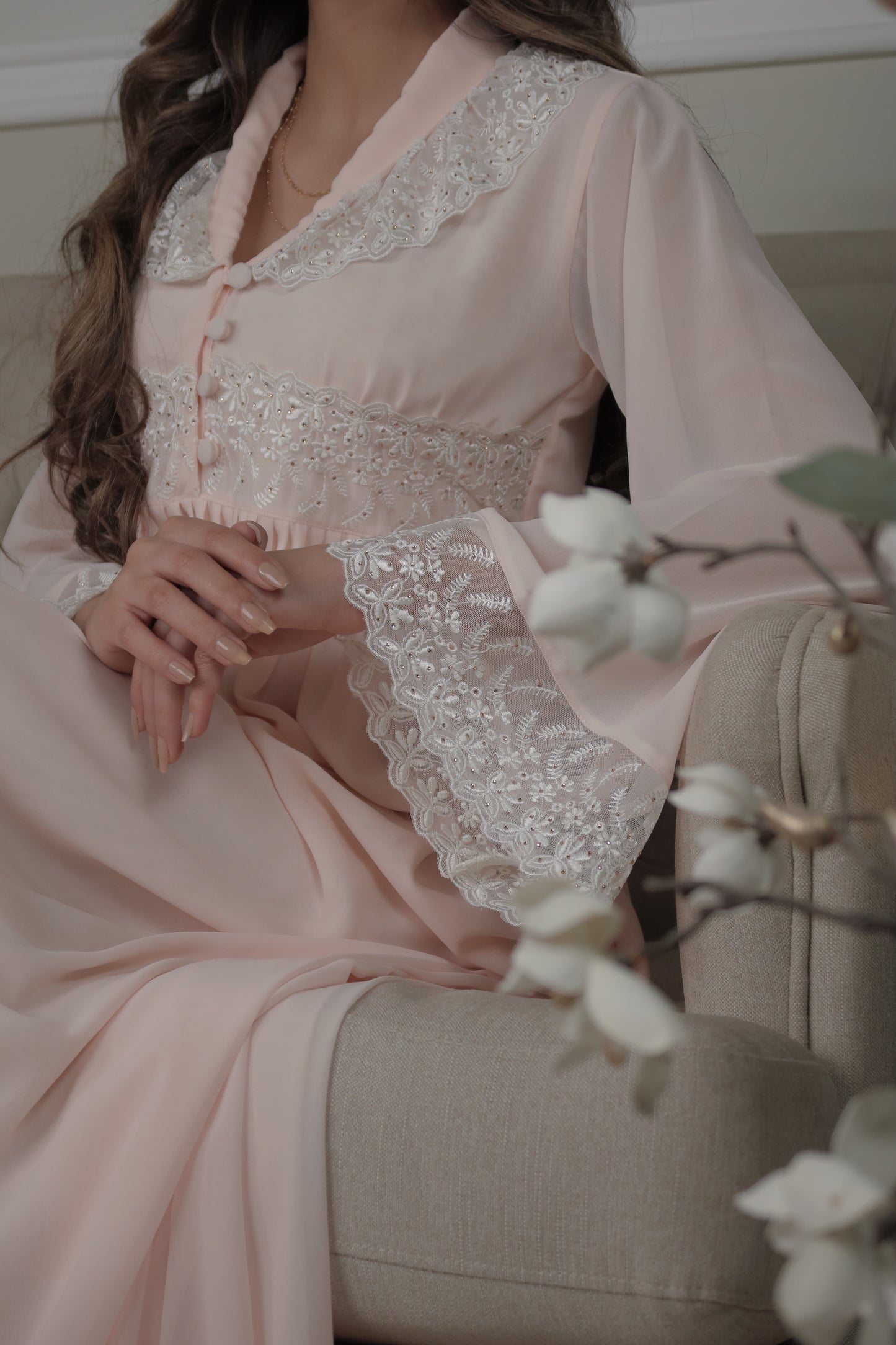 شيفون مع دانتيل وريمبو