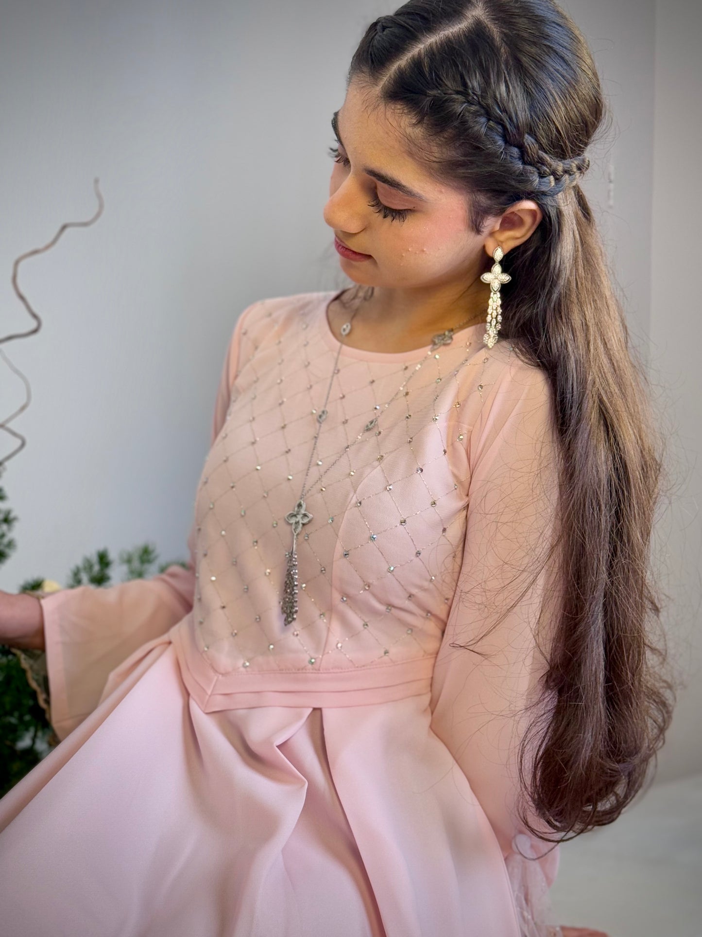 فستان من الكريب مع تور مزراي وريمبو