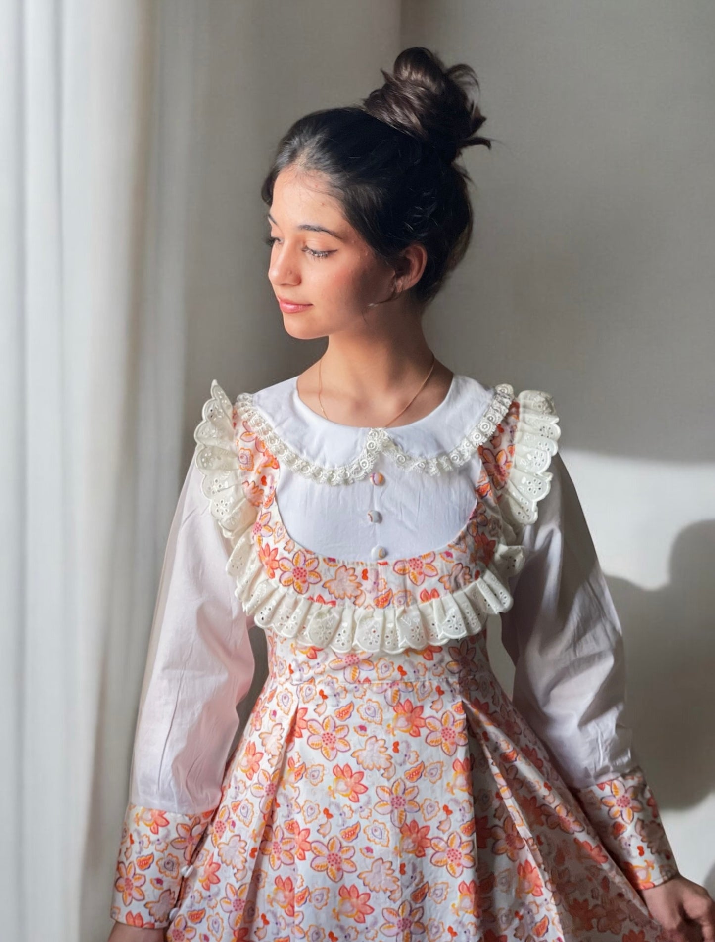 فستان قطن مع دمج السادة