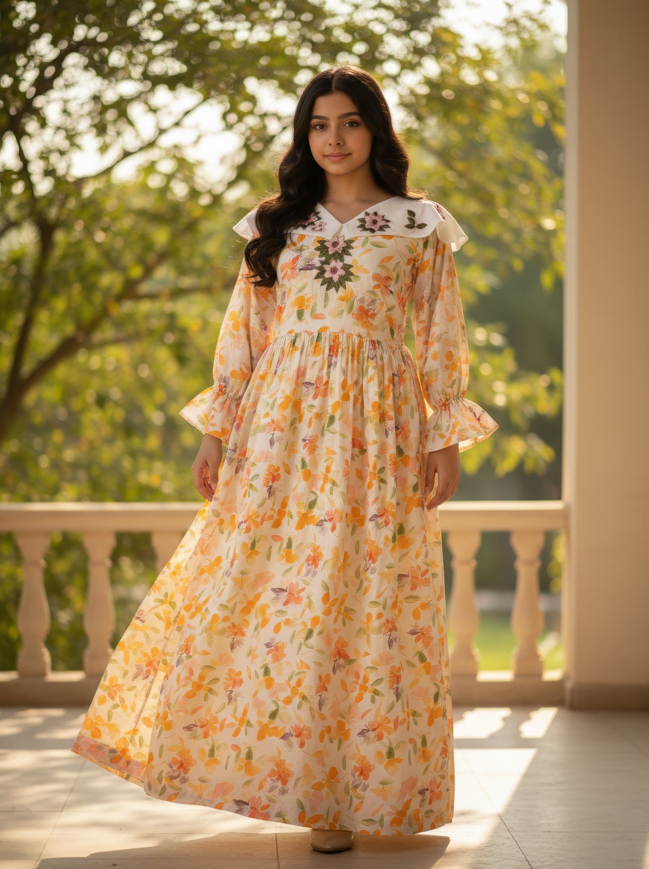 فستان قطن مع تطريز ودمج الساده