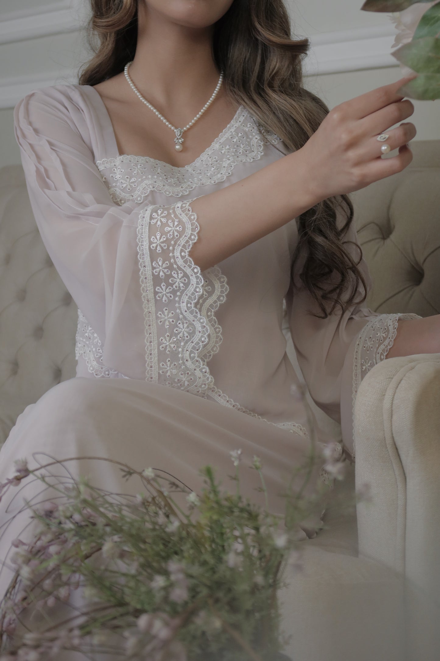 شيفون  بنفسجي فاااتح مع دانتيل وريمبو