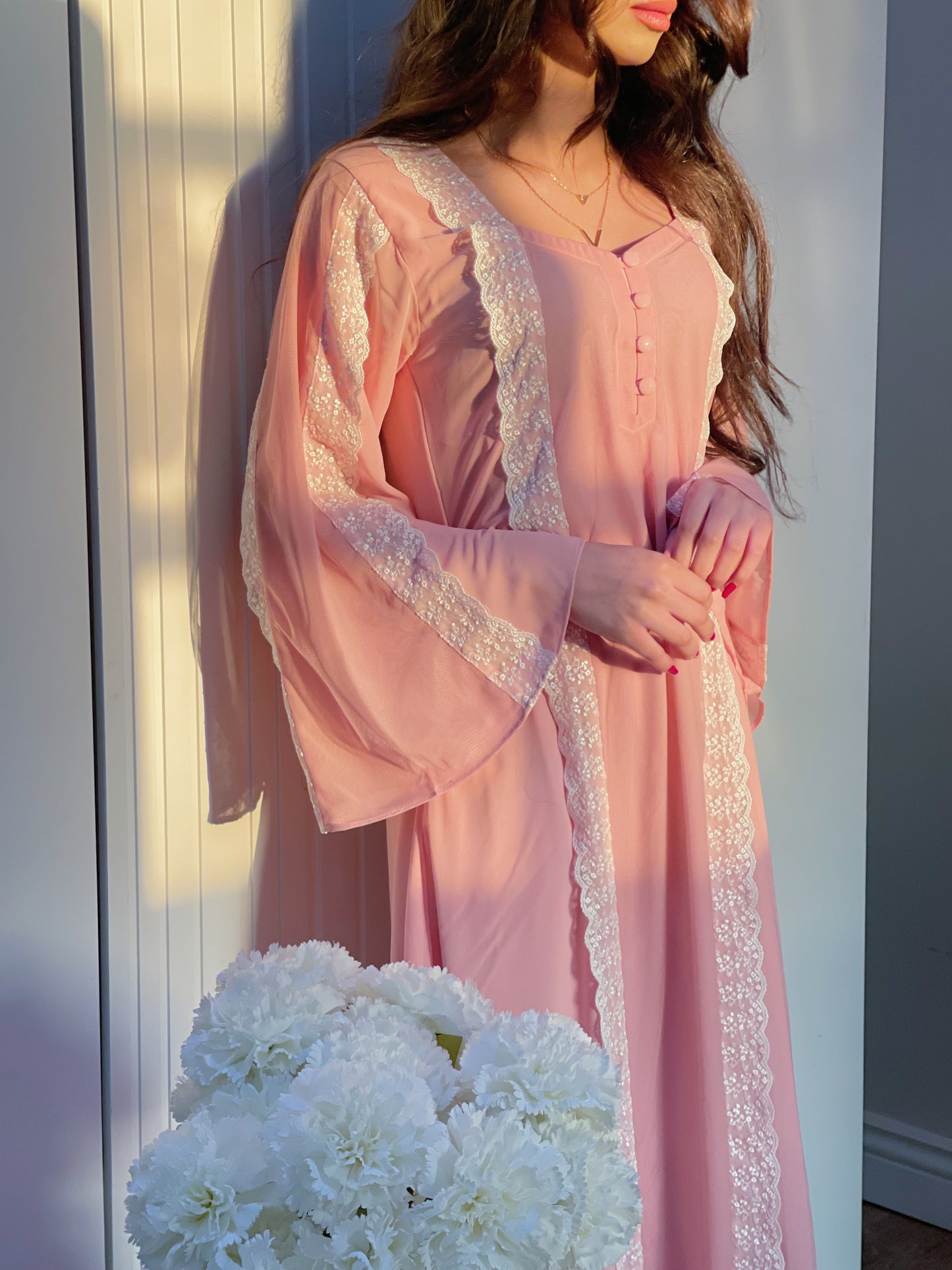 جلابيه دبل شيفون مع  تور ودانتيل