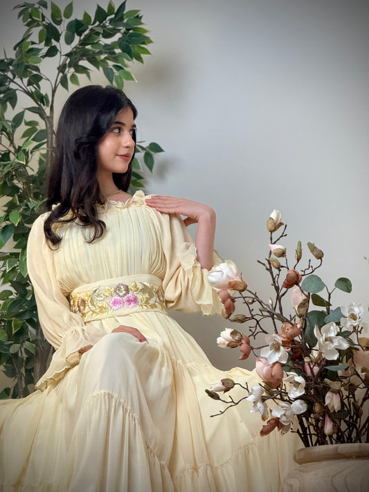 فستان  شيفون مع تطريز