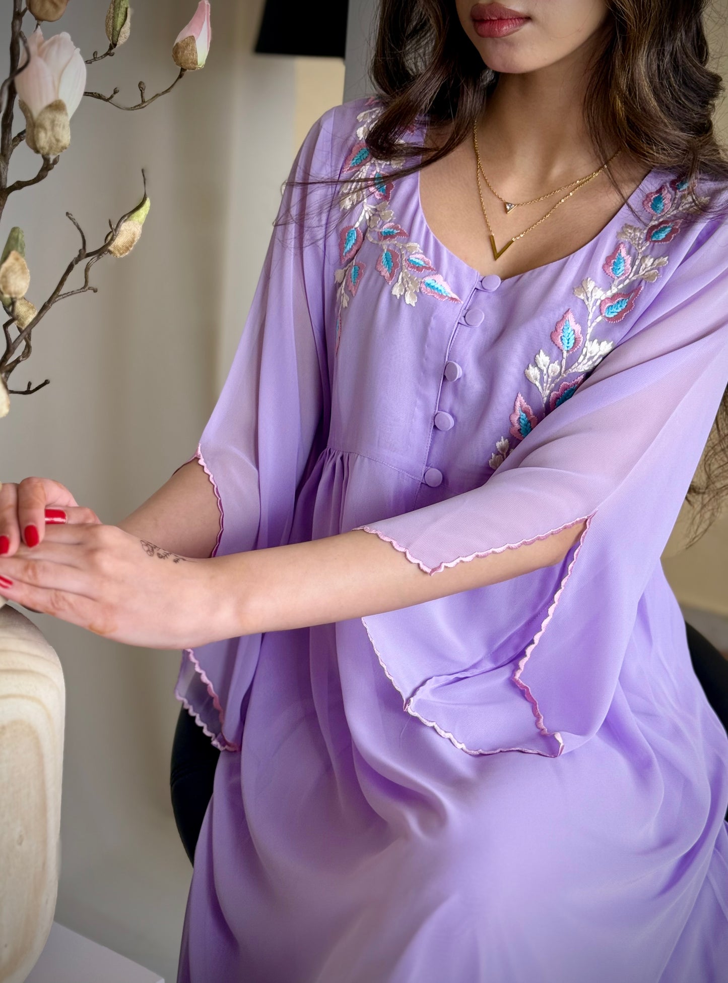 شيفون مع تطريز