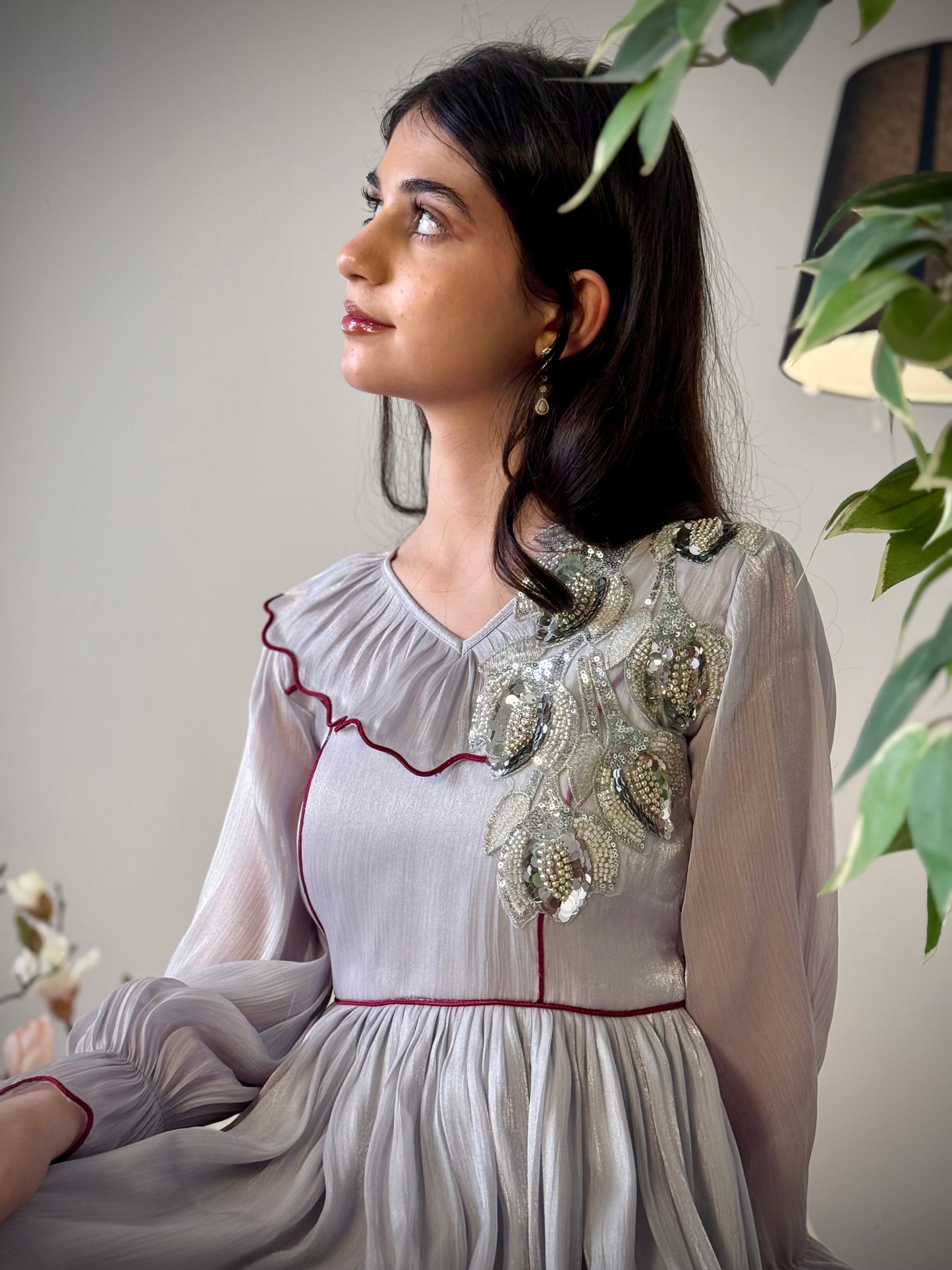 فستان  اورجنزا  مع دانتيل شك