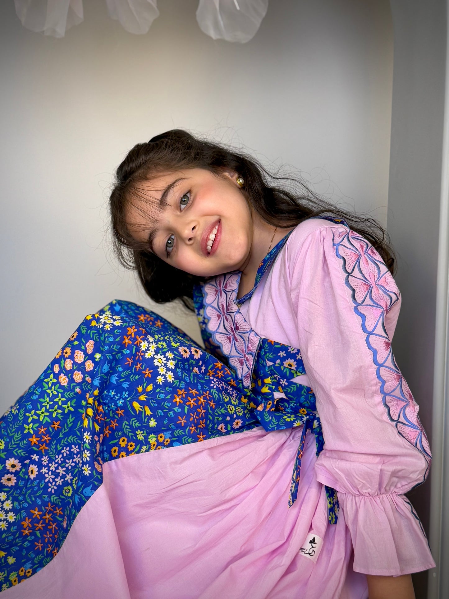 فستان قطن مع تطريز