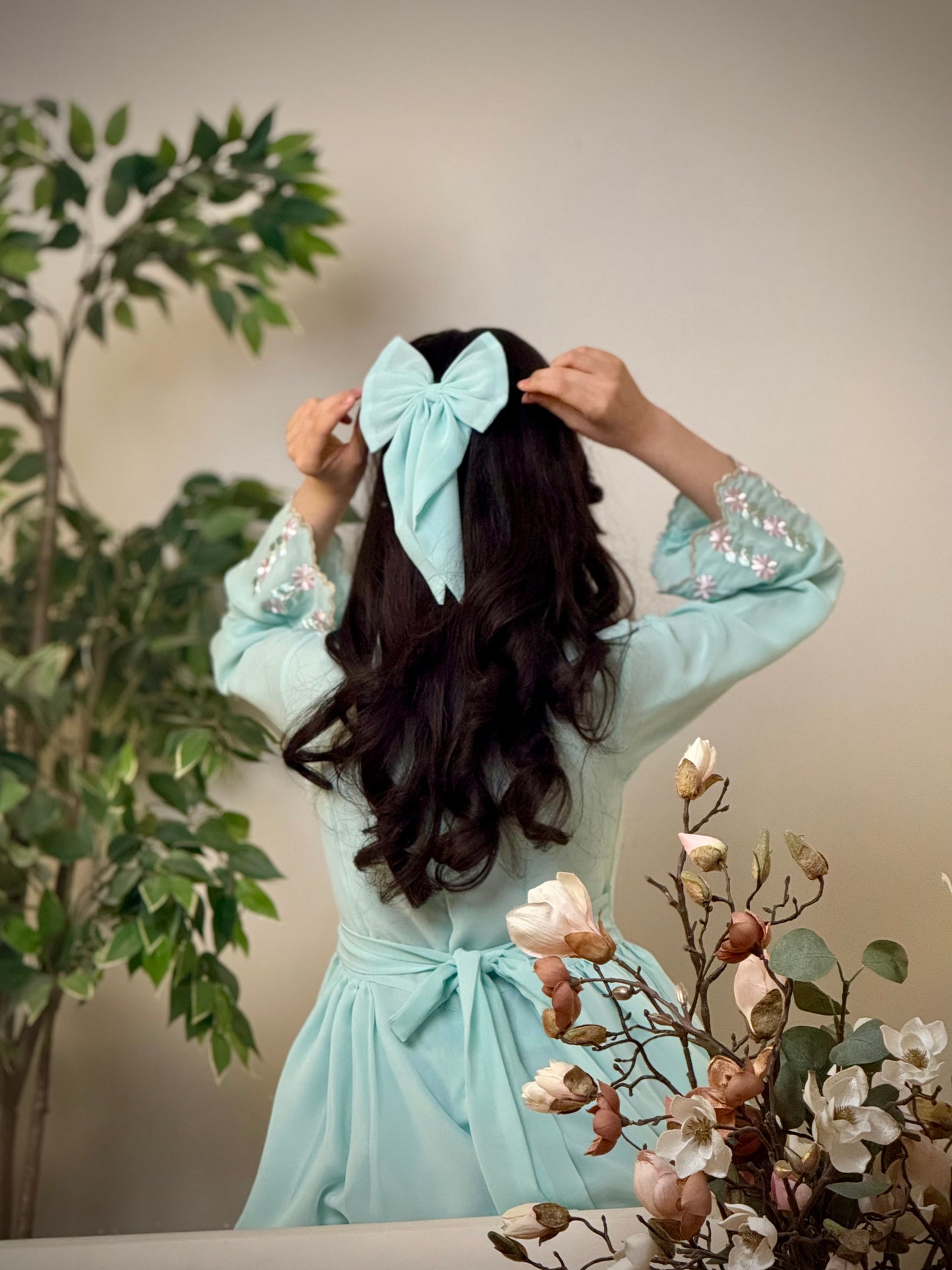 فستان  شيفون مع تطريز