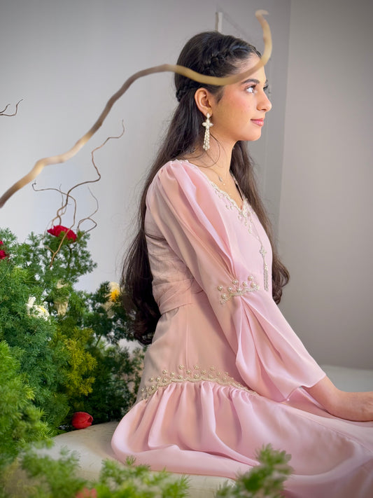 فستان من الحرير الالماس  مع شك