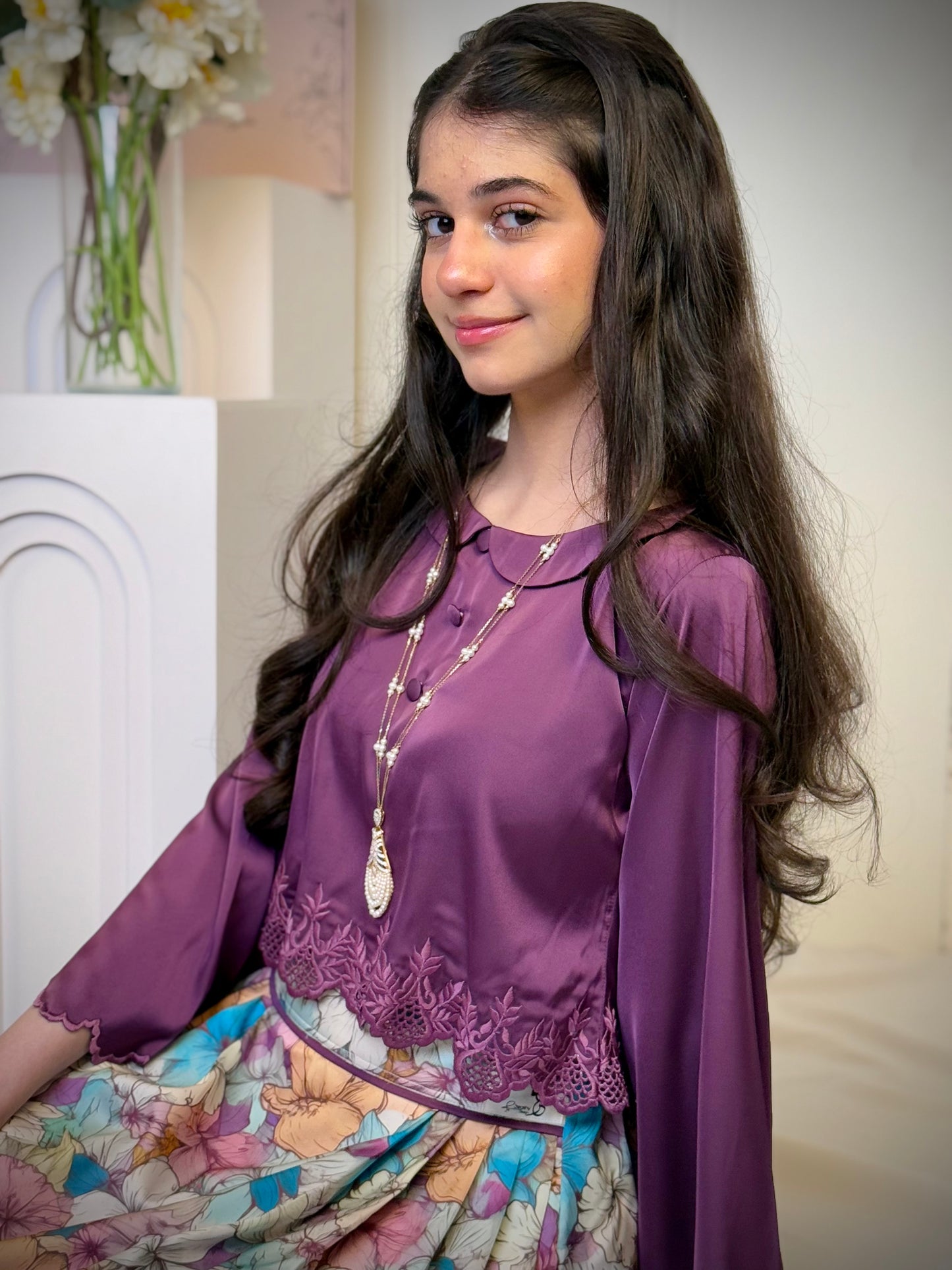 قميص وتنوره حرير تطريز مخرم106