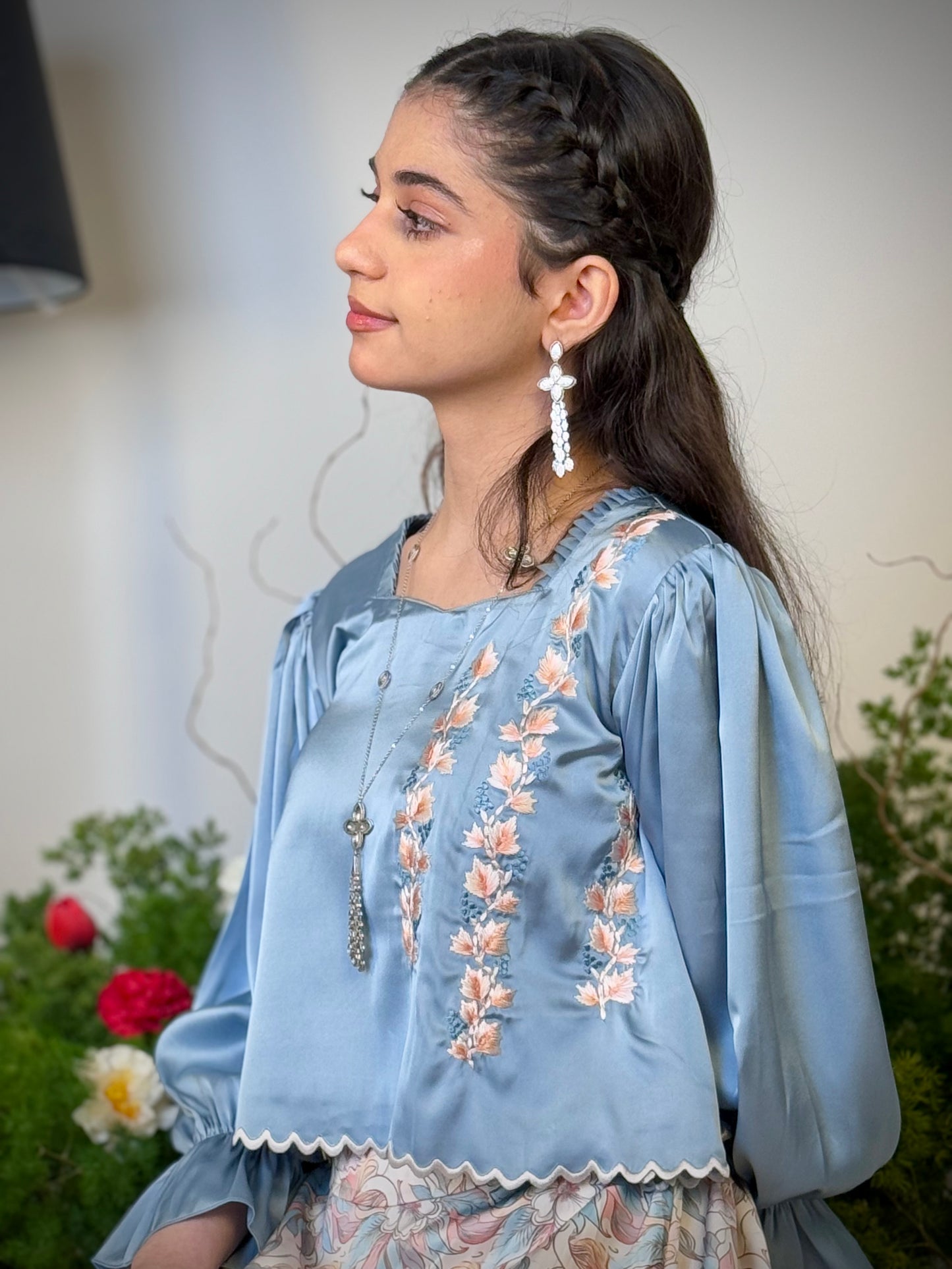 قميص وتنوره حرير تطريز107