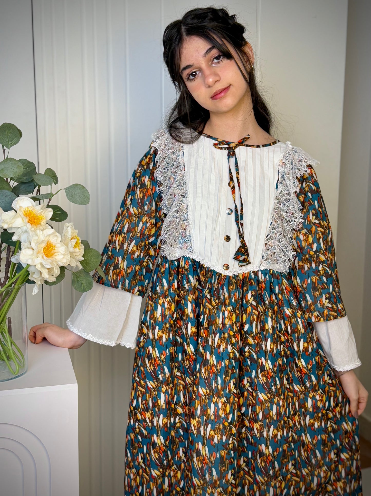 فستان قطن مع دمج السادة