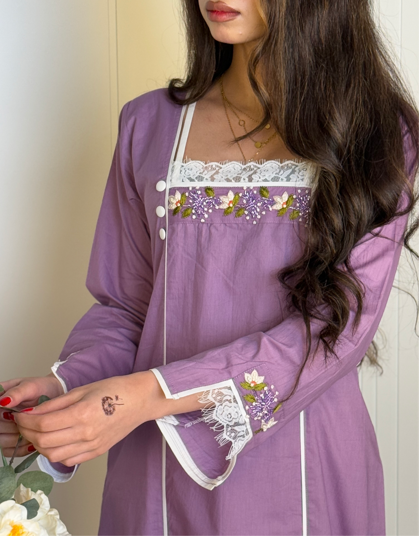 جلابية قطن ساده  شك