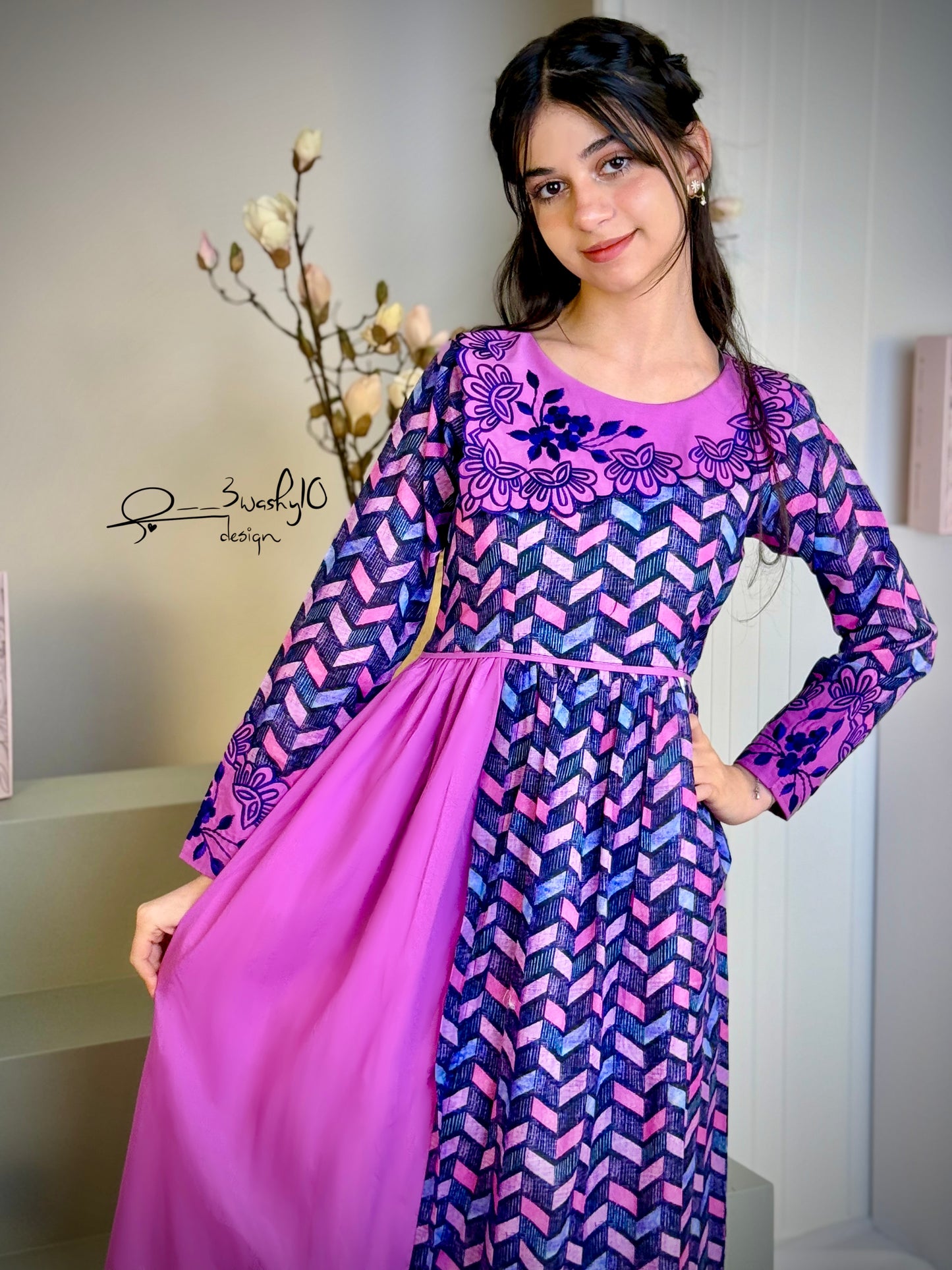 فستان قطن مع تطريز