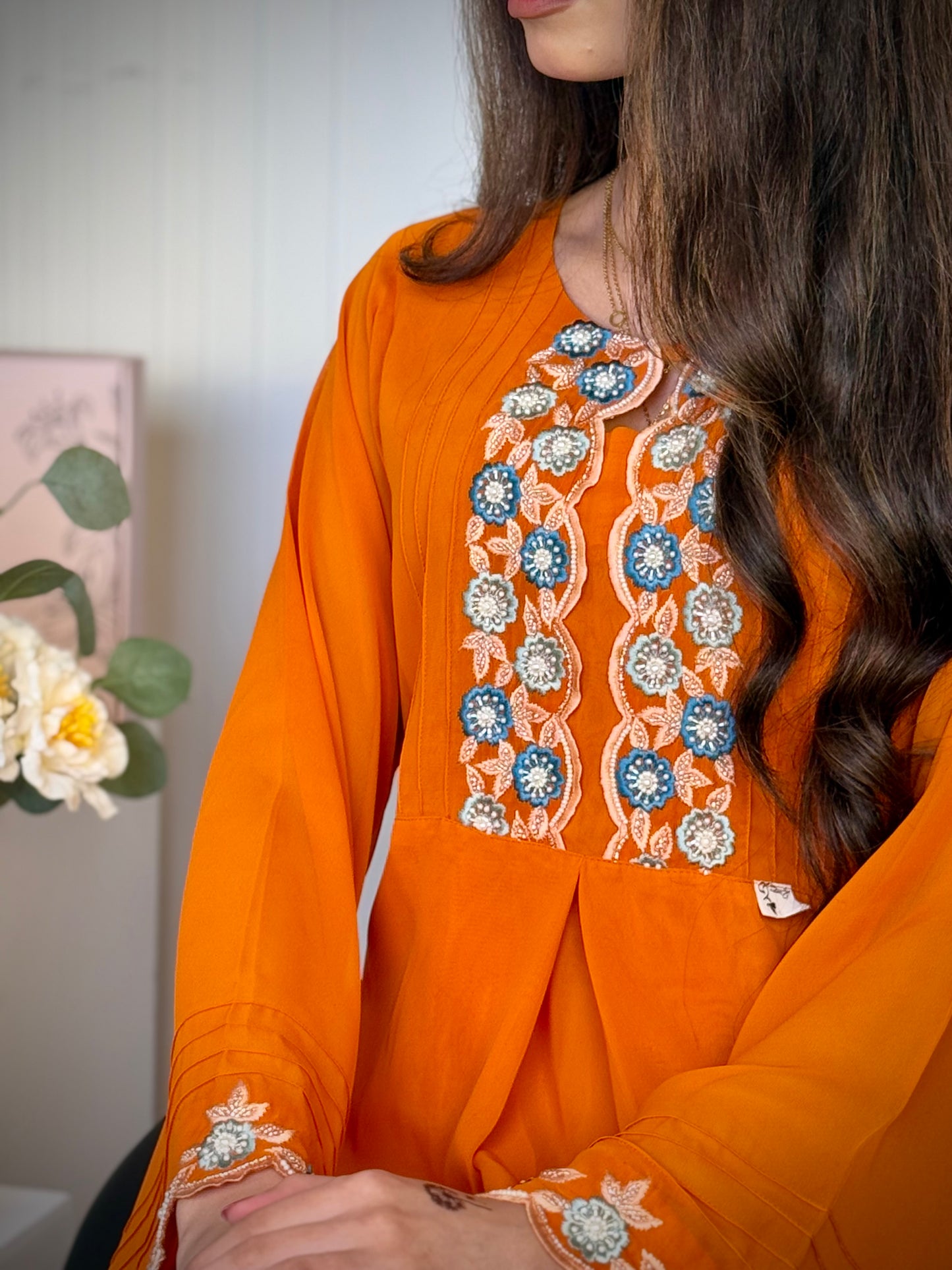 شيفون مع تطريز