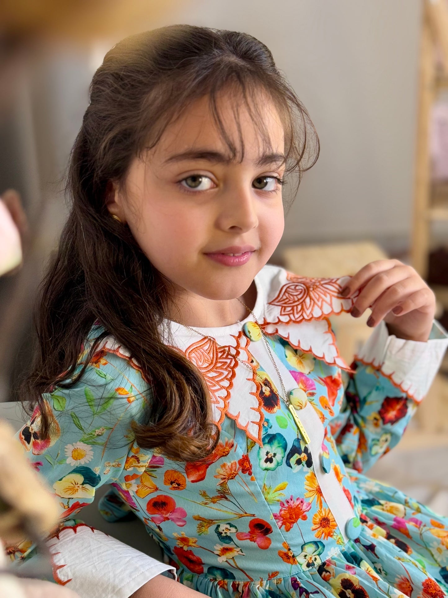 فستان قطن مع تطريز