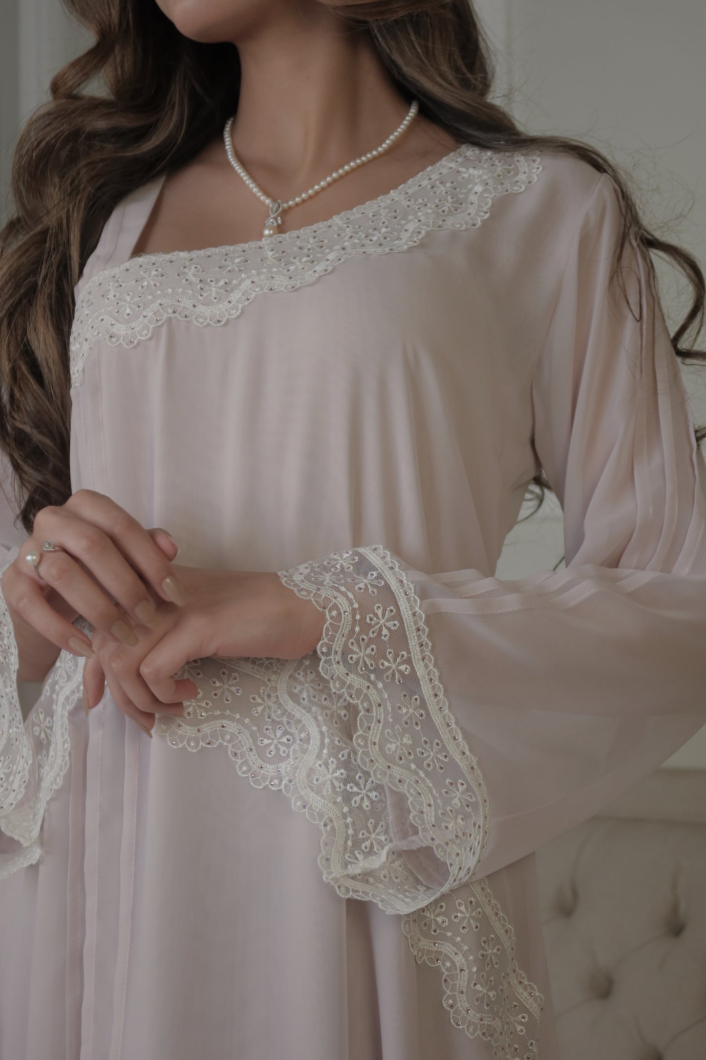 شيفون  بنفسجي فاااتح مع دانتيل وريمبو