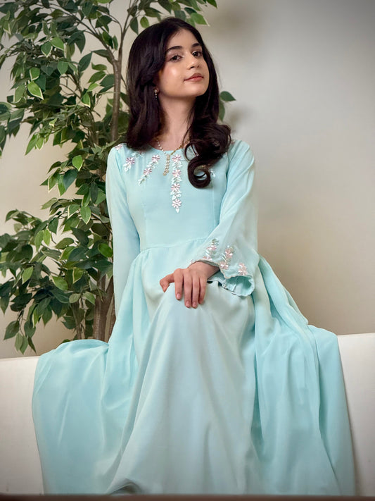 فستان  شيفون مع تطريز