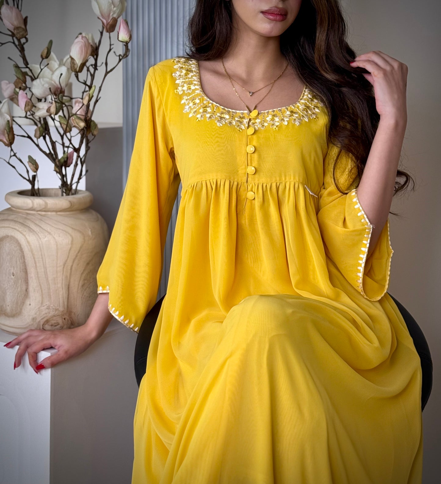 شيفون مع تطريز