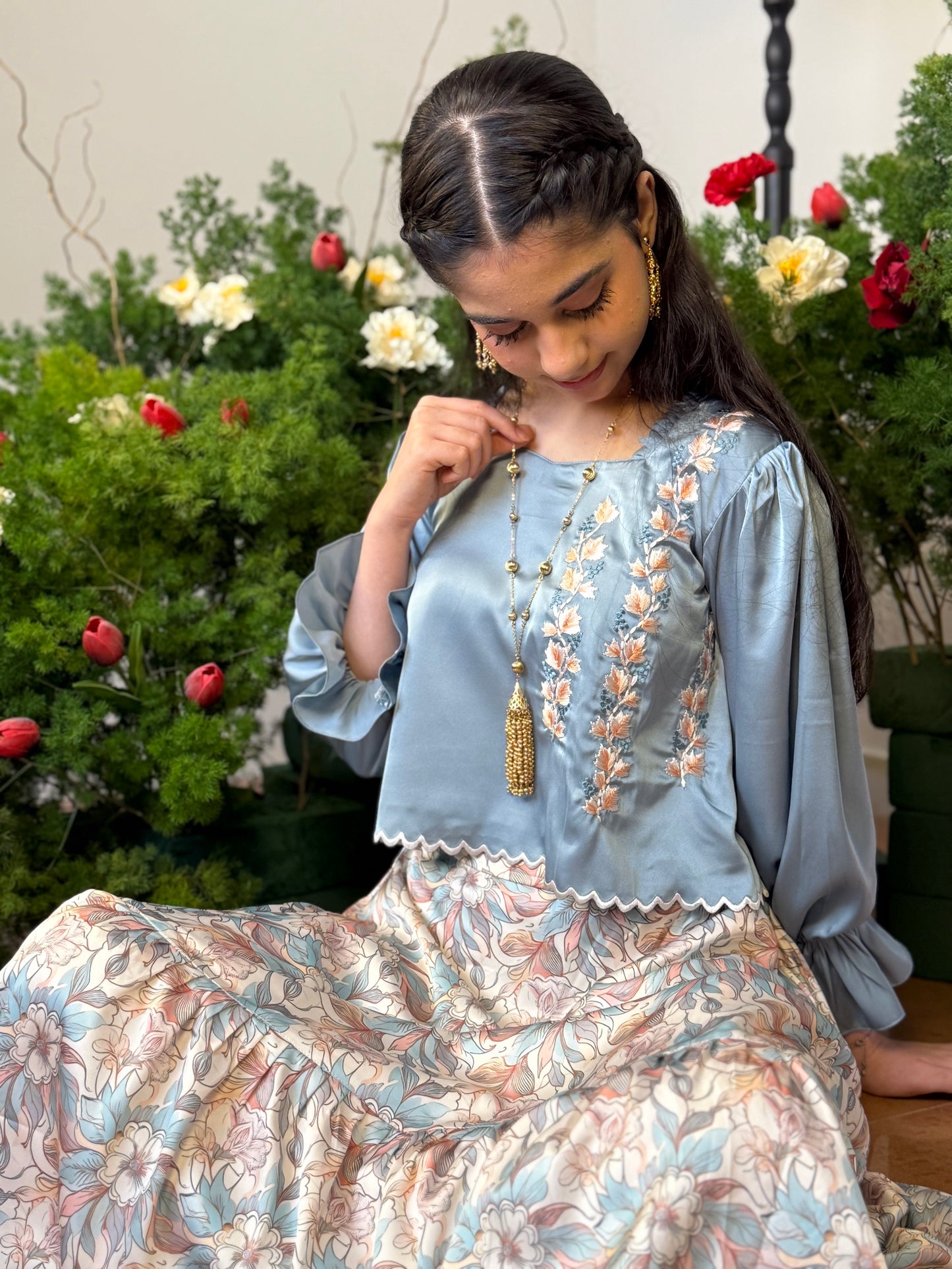 قميص وتنوره حرير تطريز107