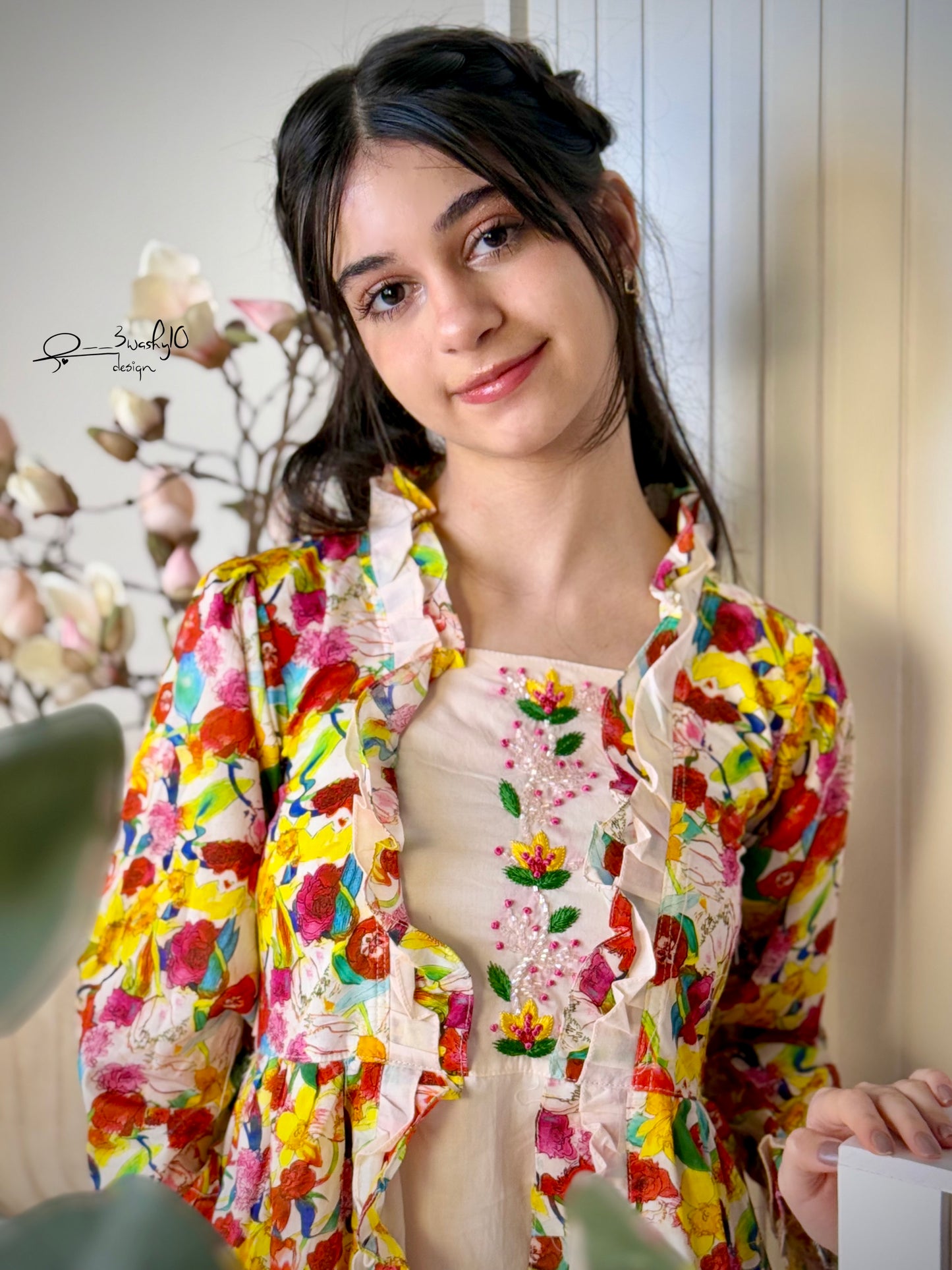 فستان قطن مع تطريز وشك