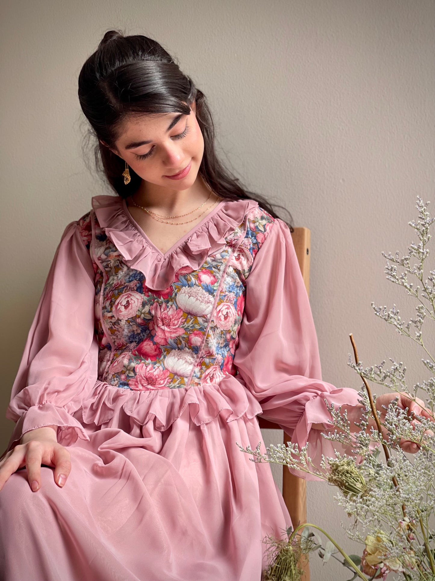 فستان من الشيفون وصدريه من القطن