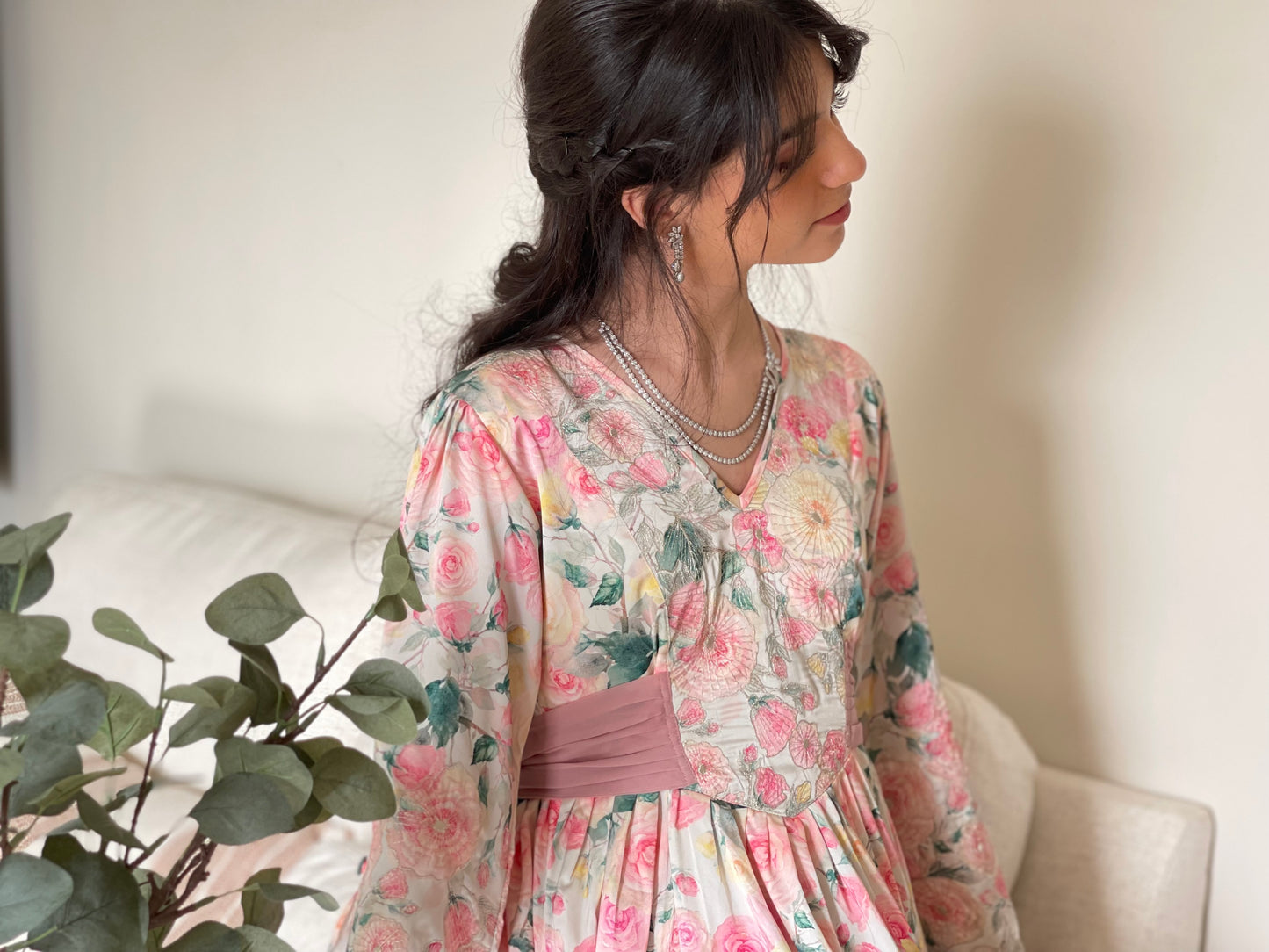 حرير مع نطريز زري وشيفون