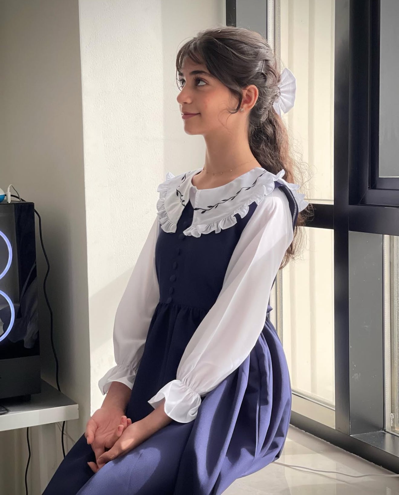 يونيفورم مدرسة مريول  الابة  مطرزه اذا حابه الموديل قصير تحطين ملاحظه