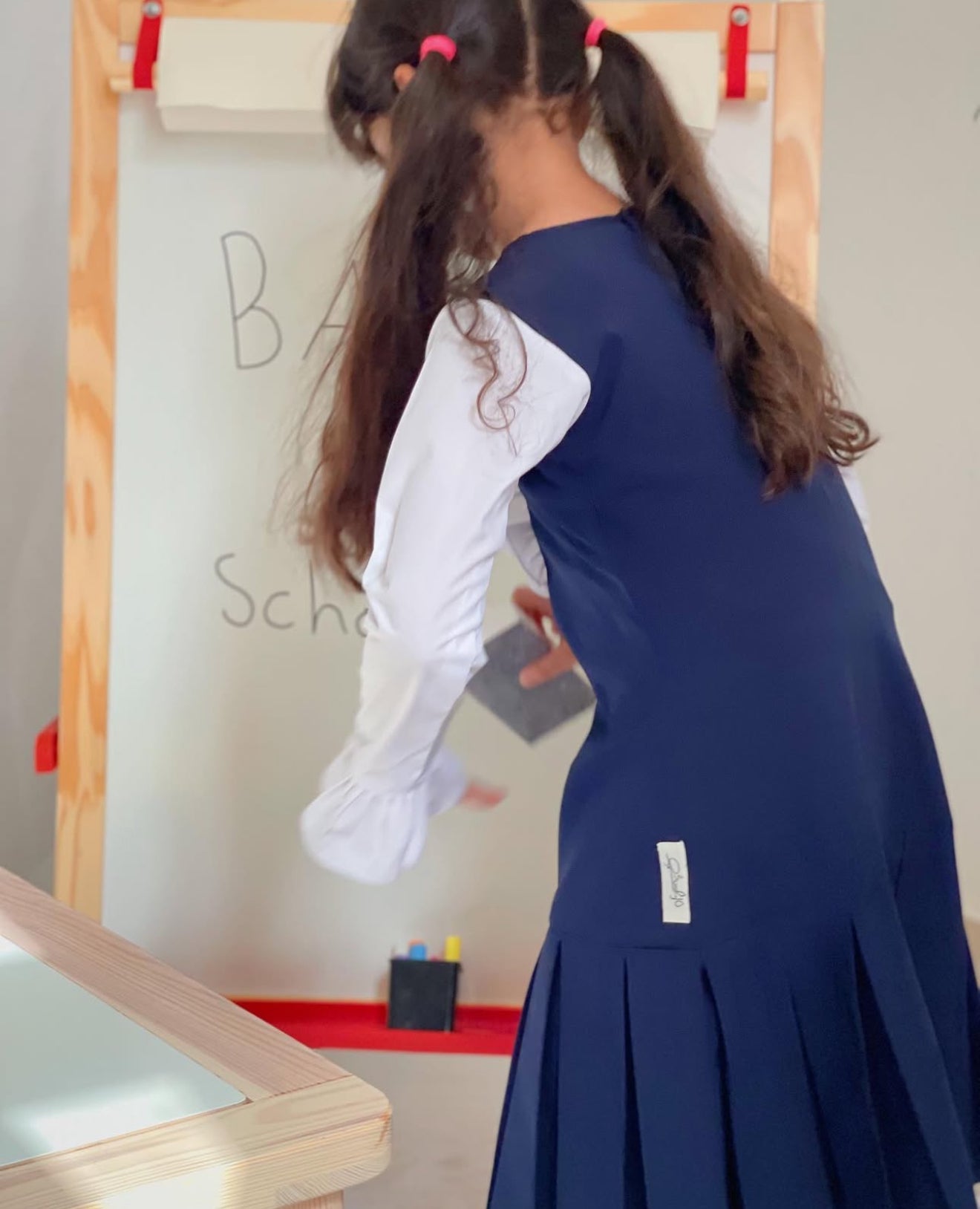 يونيفورم مريول شبك  اذا حابه الموديل قصير تحطين ملاحظه