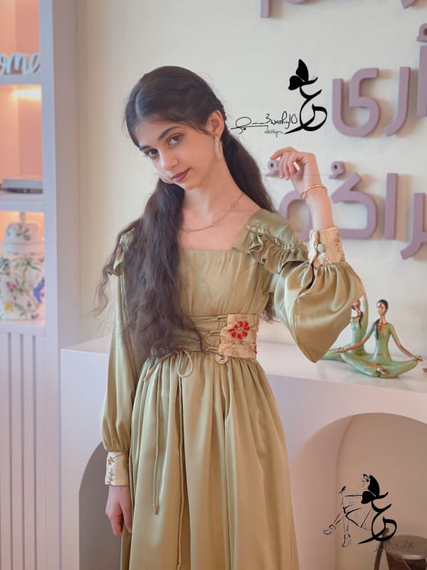 درس من الحرير الارماني والحرير الهندي المطرز