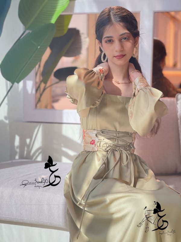 درس من الحرير الارماني والحرير الهندي المطرز