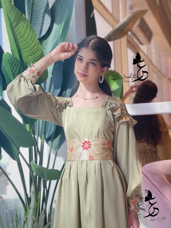 درس من الحرير الارماني والحرير الهندي المطرز