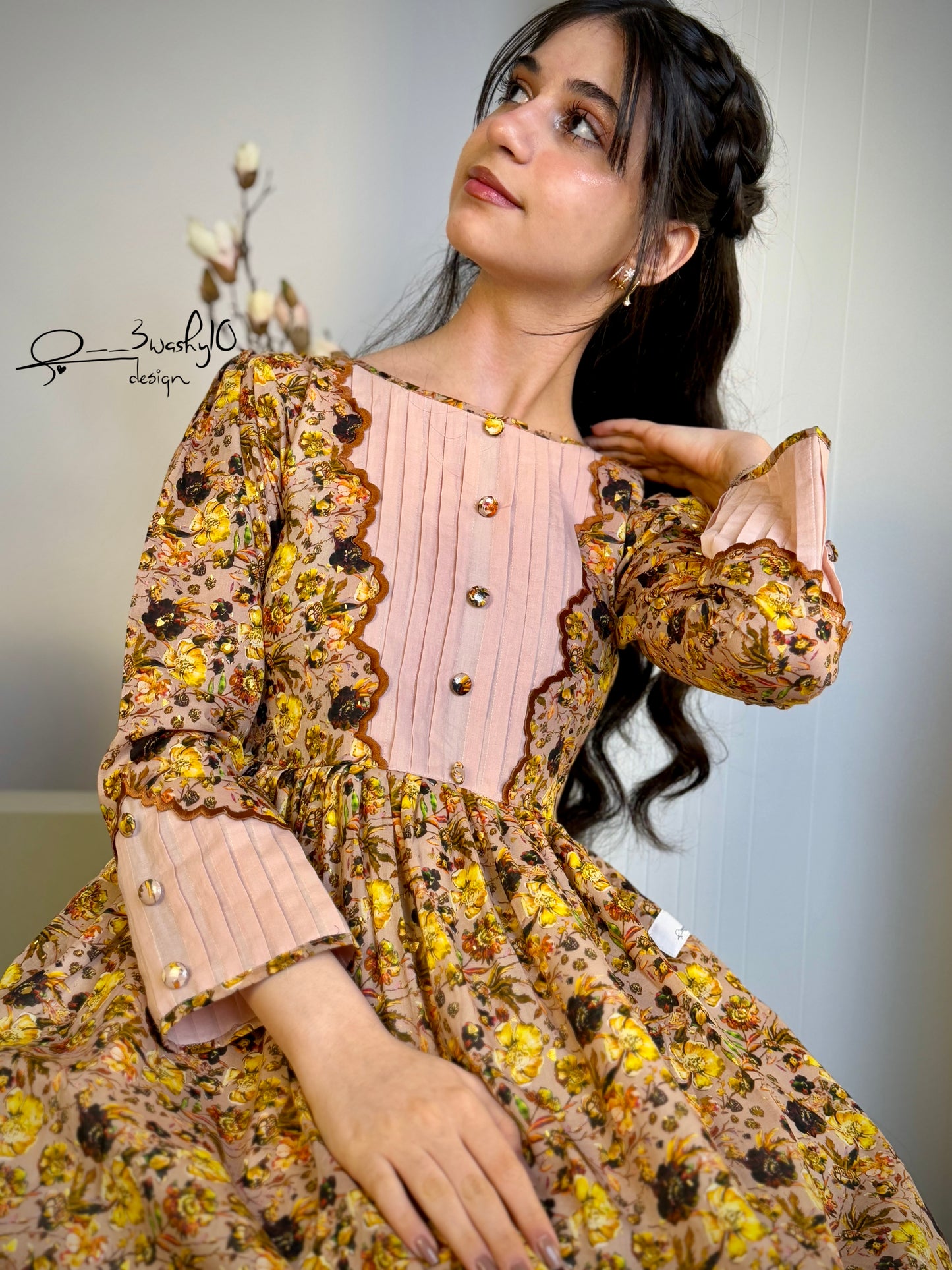 فستان قطن مع تطريز