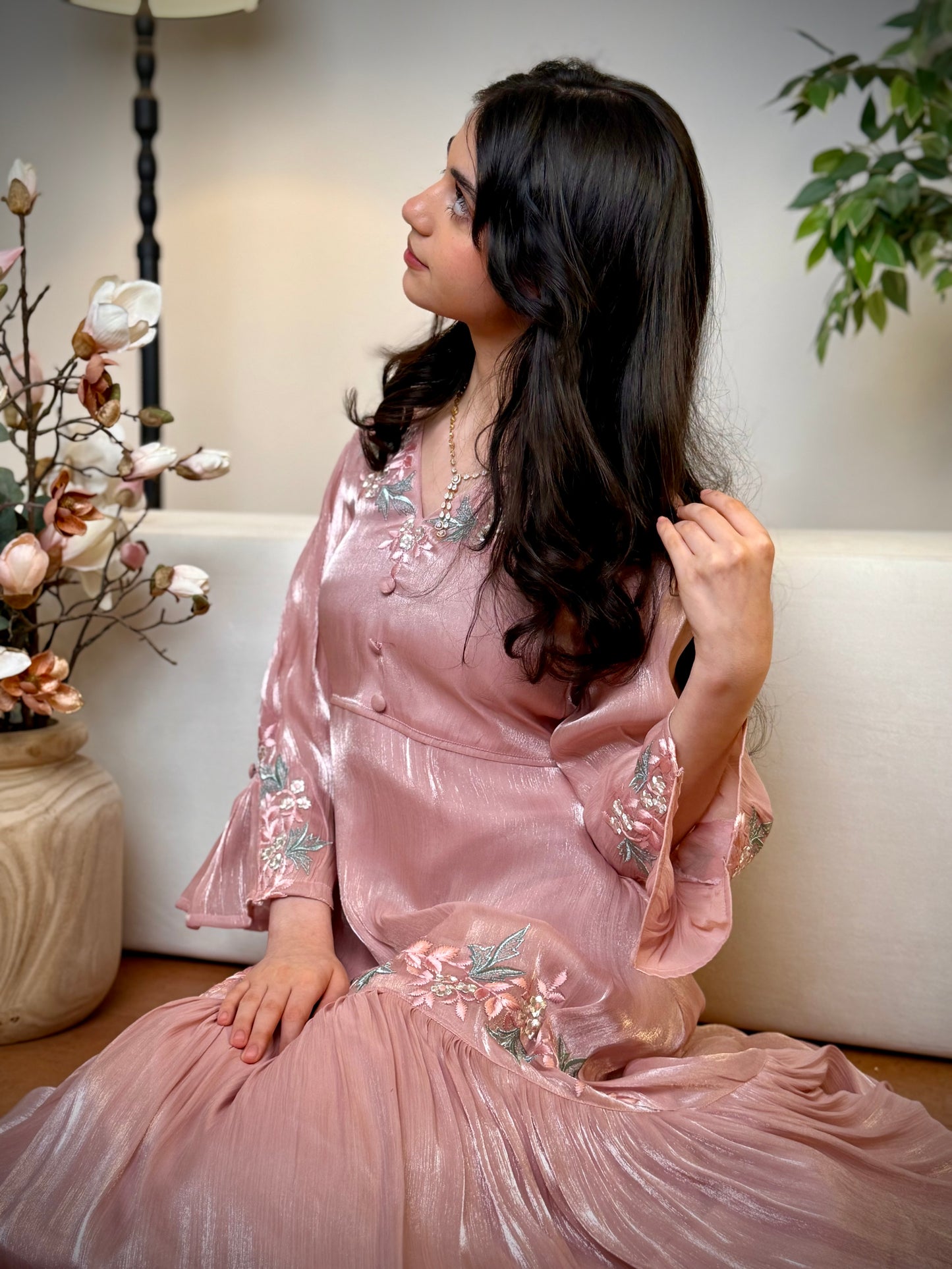 فستان  اورجنزا  مع تطريز