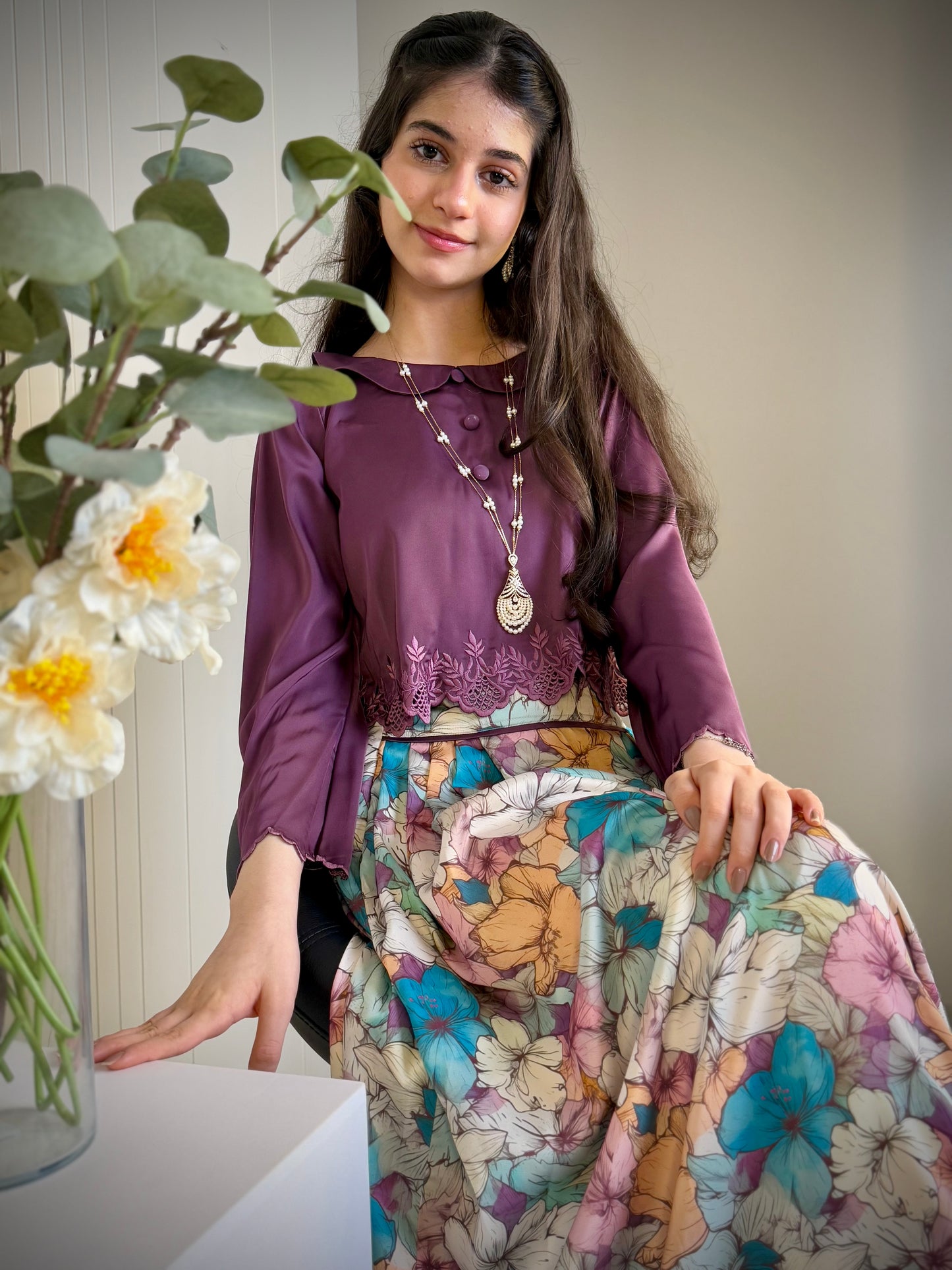 قميص وتنوره حرير تطريز مخرم106