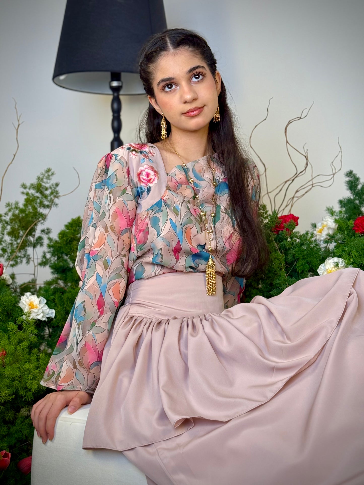 قميص شيفون وتنوره حرير تطريز103