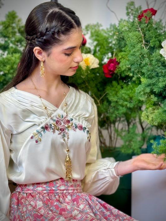 قميص وتنوره حرير تطريز105