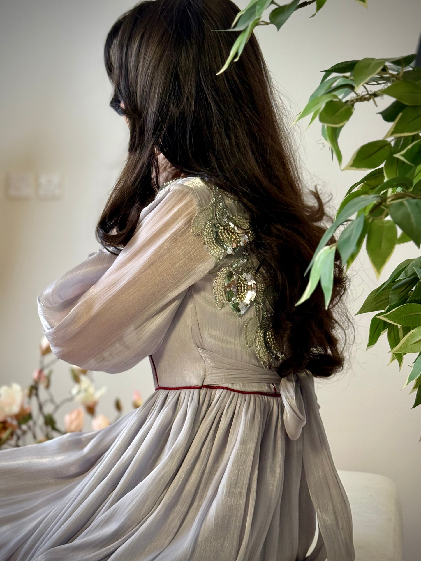 فستان  اورجنزا  مع دانتيل شك