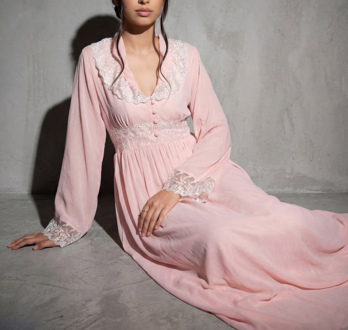 شيفون مع دانتيل وريمبو