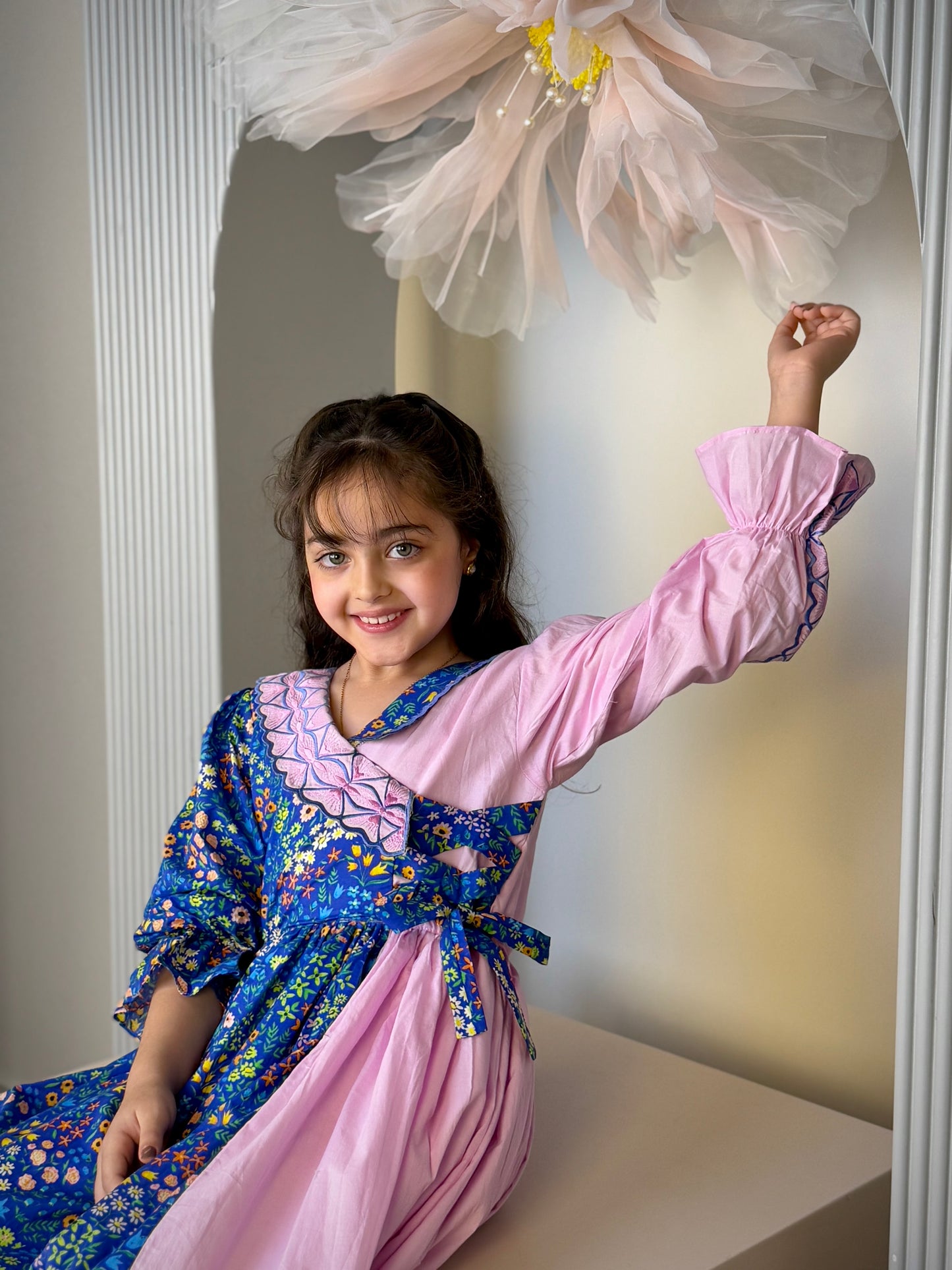 فستان قطن مع تطريز