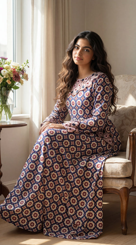 فستان  قطن مع تطريز ودمج الساده