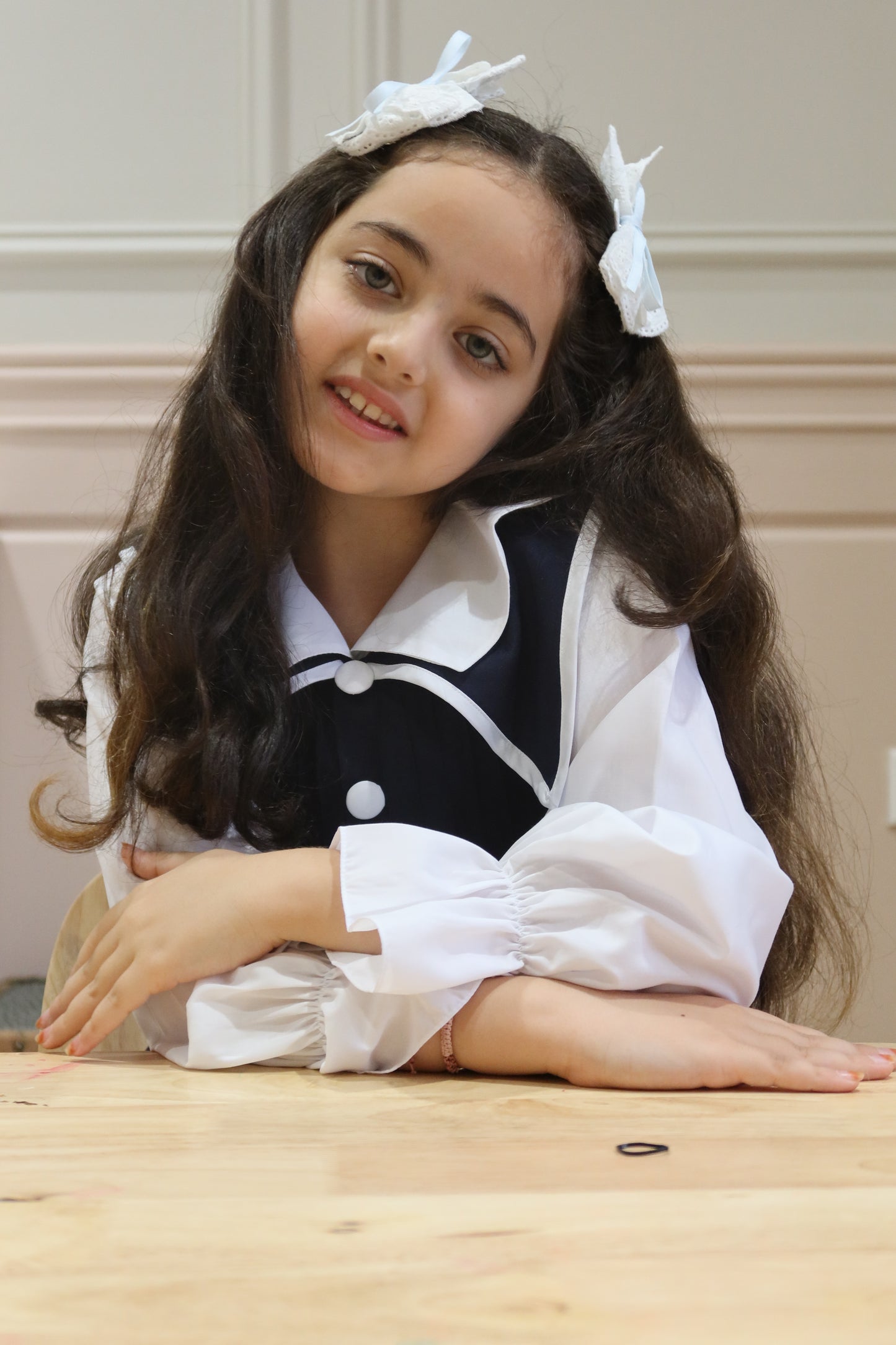 يونيفورم مريول  مدرسة اذا حابه الموديل قصير تحطين ملاحظه