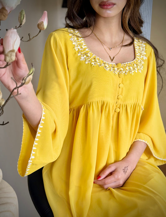 شيفون مع تطريز