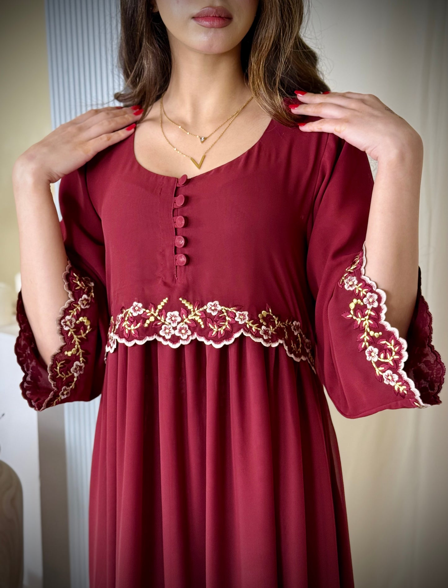 شيفون مع تطريز