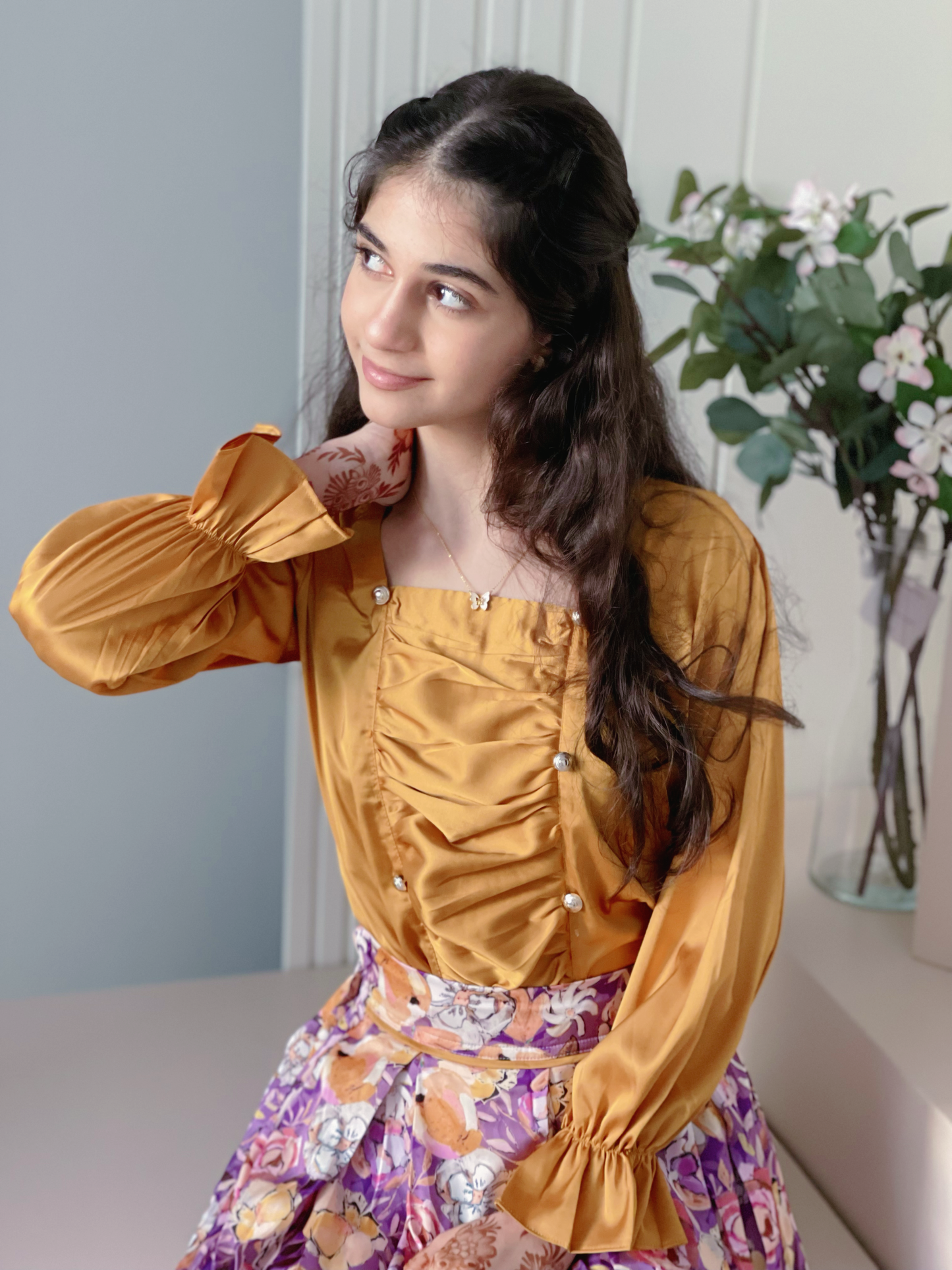 قميص وتنوره من الحرير