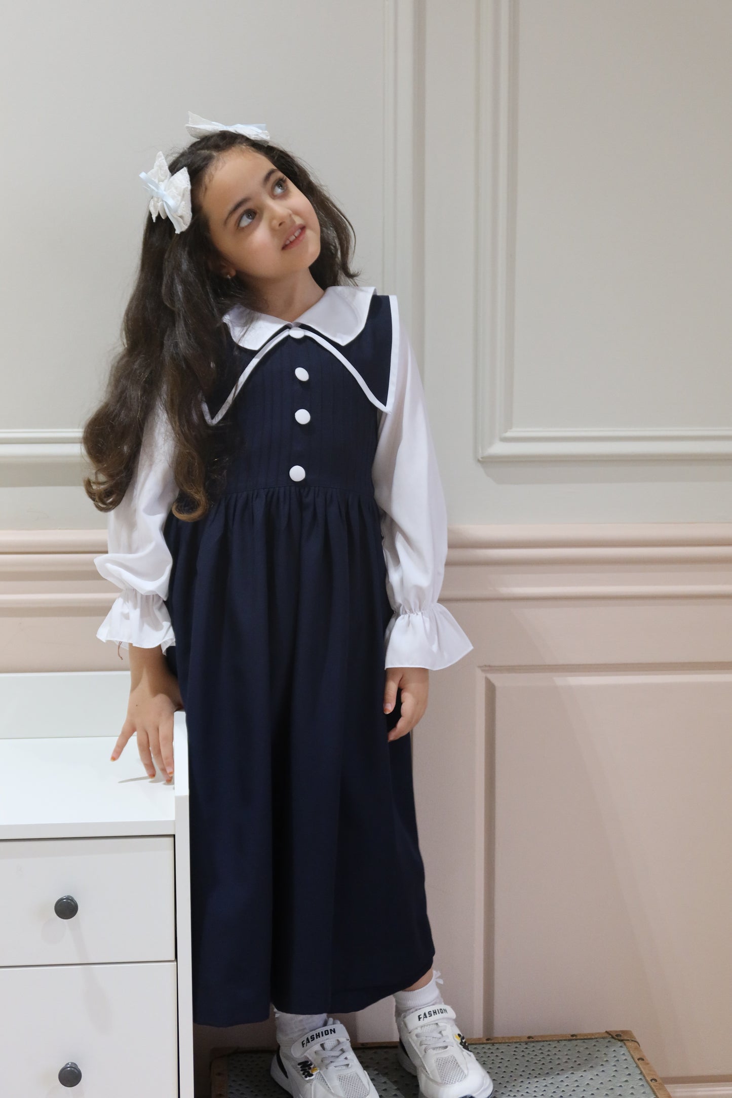 يونيفورم مريول  مدرسة اذا حابه الموديل قصير تحطين ملاحظه