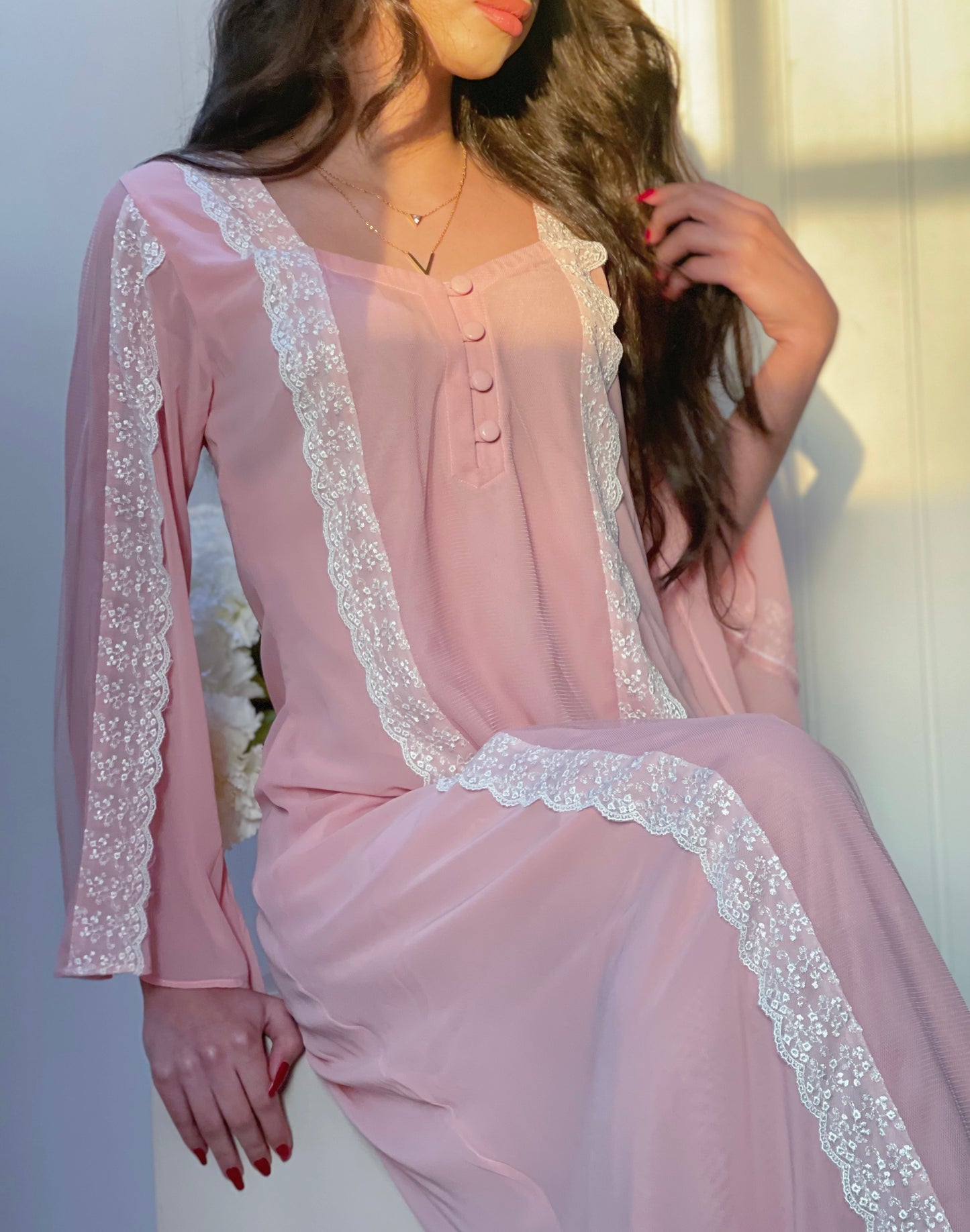 جلابيه دبل شيفون مع  تور ودانتيل