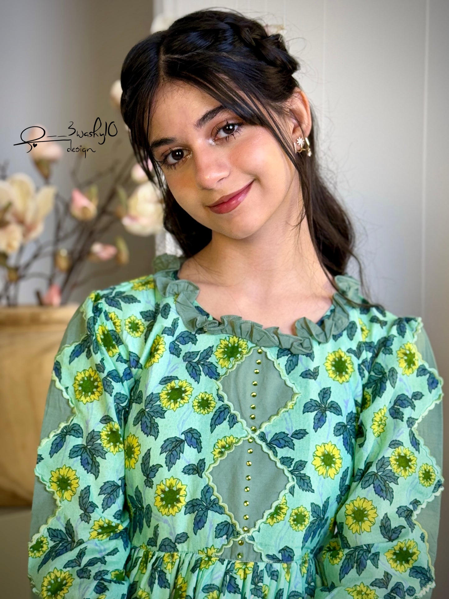 فستان قطن مع تطريز وريمبو