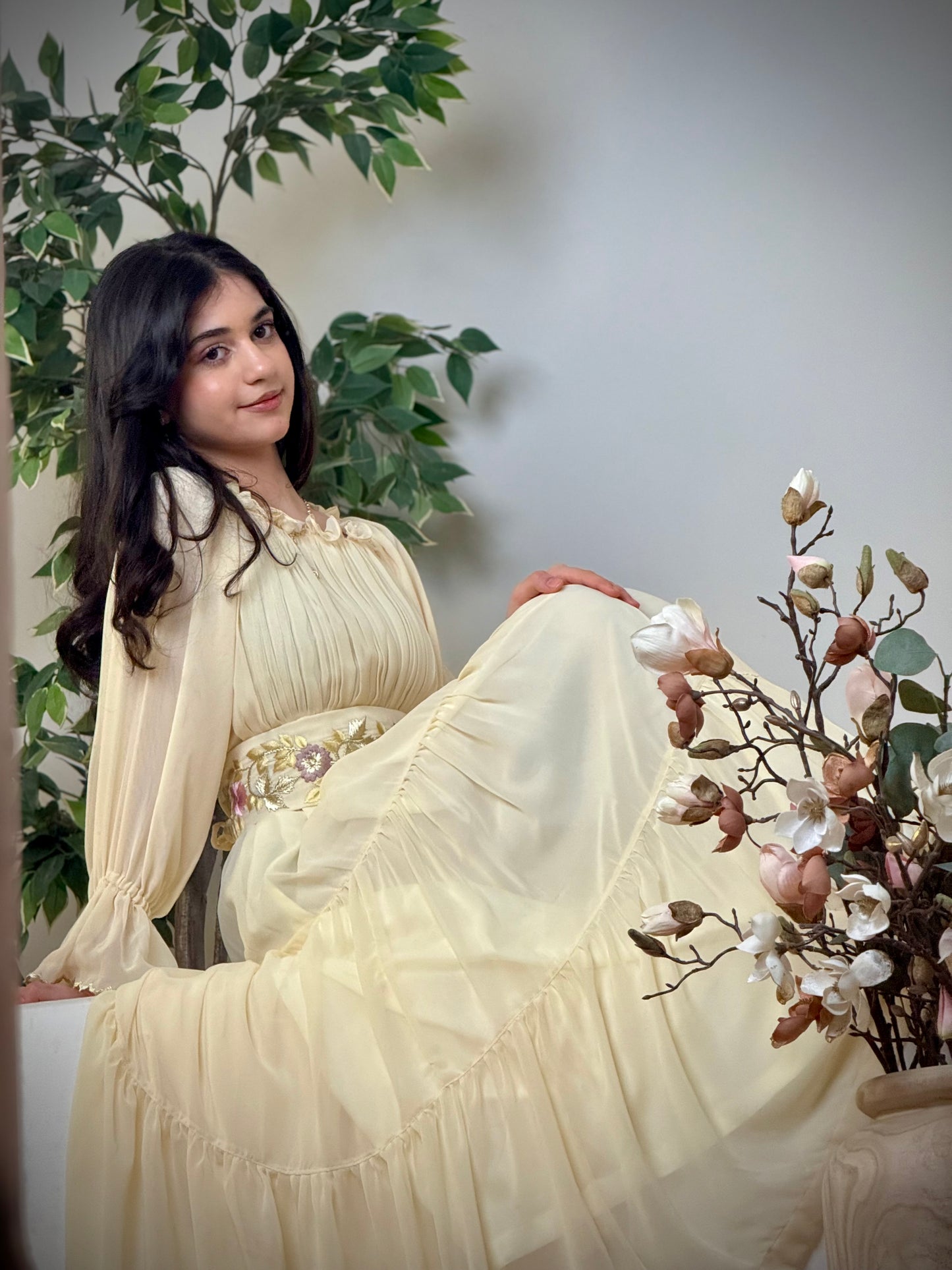 فستان  شيفون مع تطريز